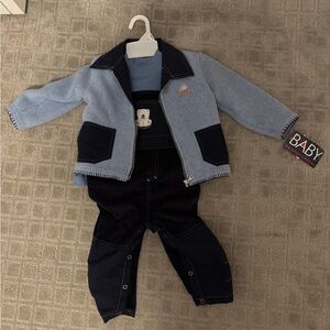 NWT 3 piece overalls, tee and fleece jacket.
